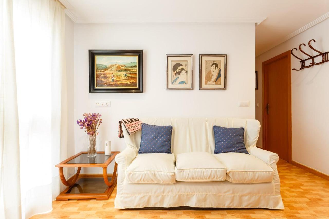 Gatu Villa Elvira Junto Al Hospital Y Playa 2 Dormit Y 2 Banos, Preferente Mayores De 25 Anos Y Familias กาดิซ ภายนอก รูปภาพ